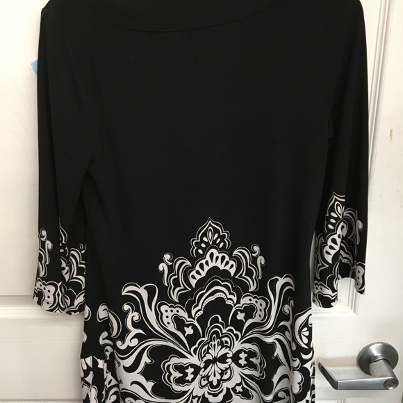 Whbm 3/4 sleeve top size sm. Used - Picture 4 of 4
